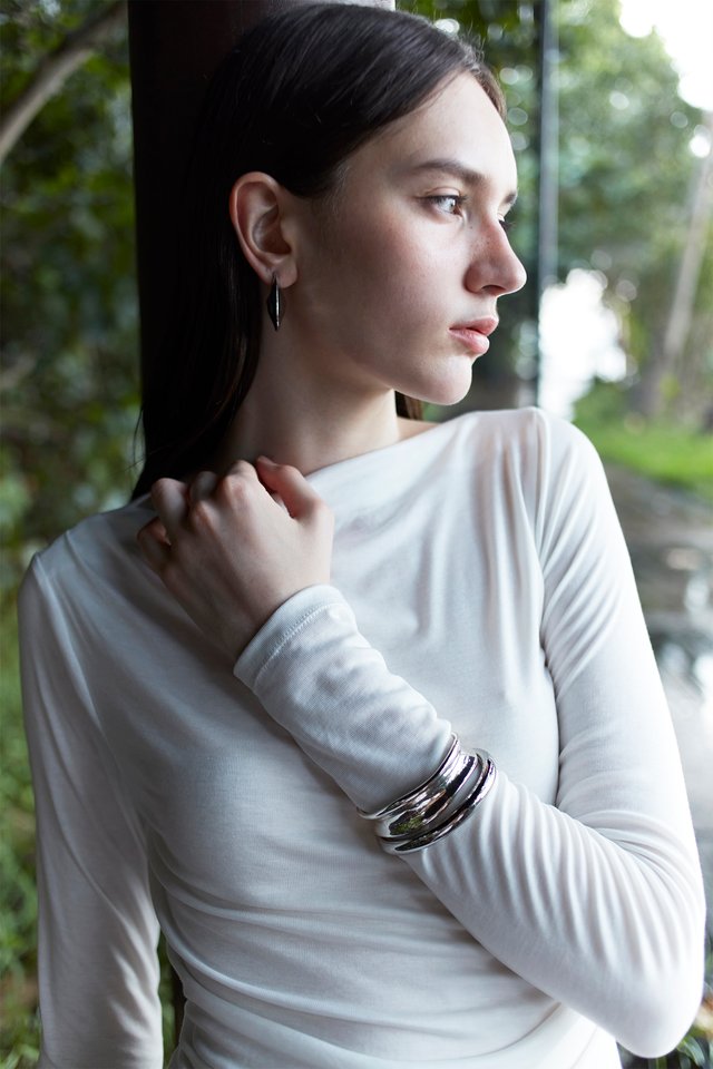 RUCHED LONG SLEEVE TOP