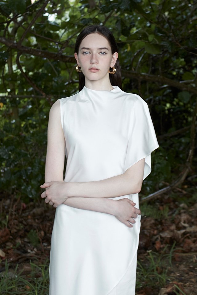 ASYMMETRIC HEM SATIN TUNIC TOP