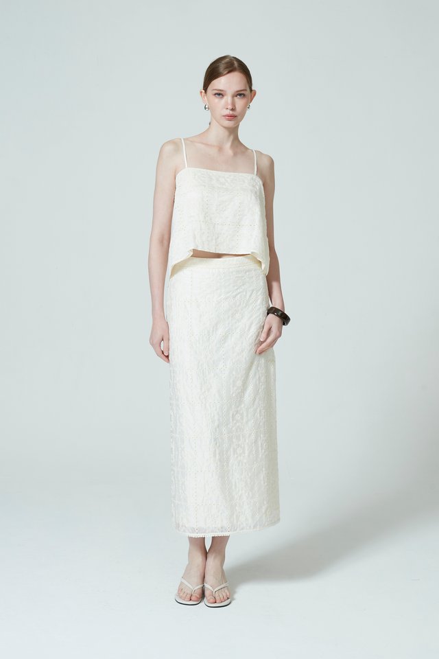 [PERFECT PAIRING] CARLA EMBROIDERY SKIRT SET