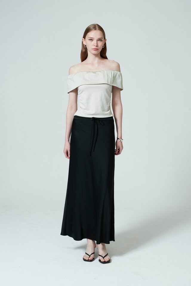 OFF SHOULDER TOP