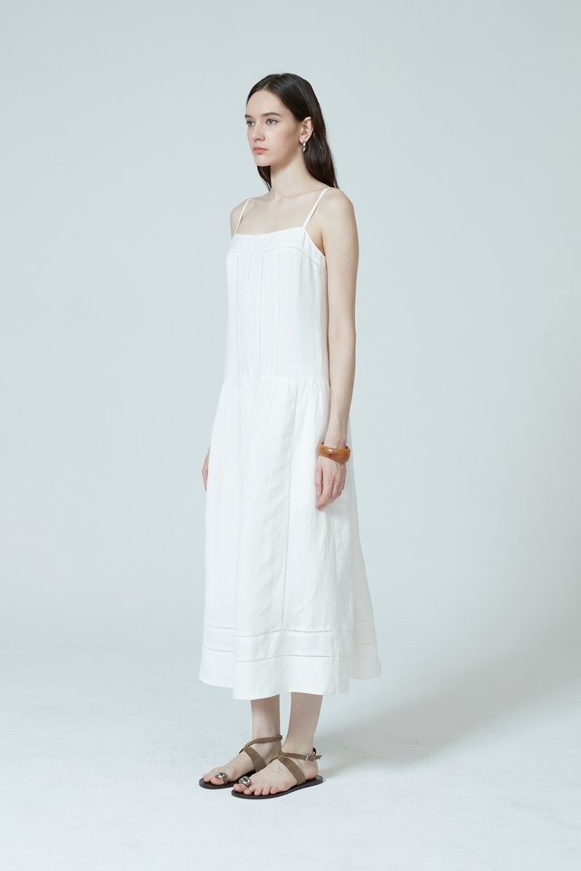 LACE TRIMMED LINEN DRESS