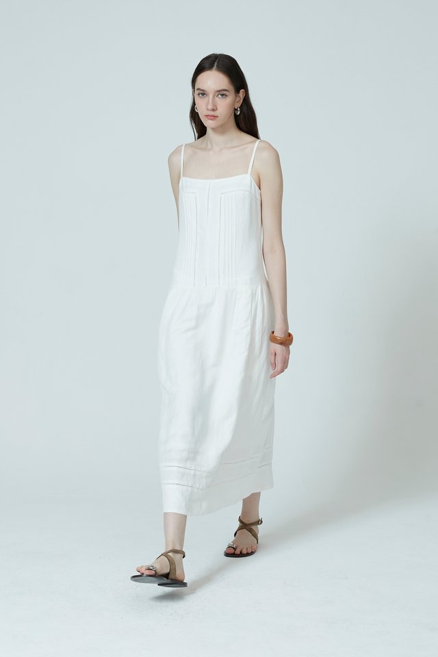 LACE TRIMMED LINEN DRESS