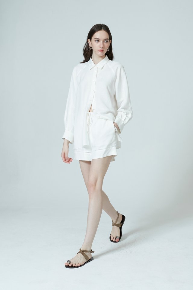 ELASTICATED LINEN SHORTS