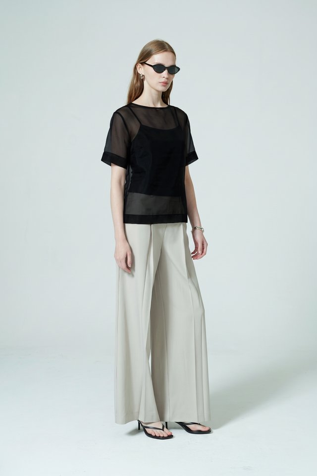 SHEER BOXY TOP WITH INNER