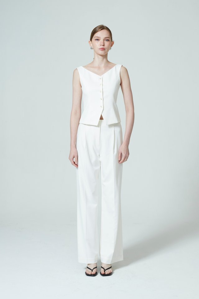 TAILORED WIDE NECK VEST