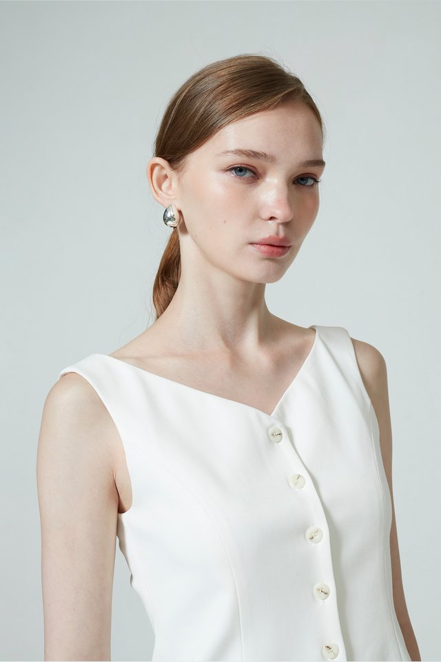 TAILORED WIDE NECK VEST