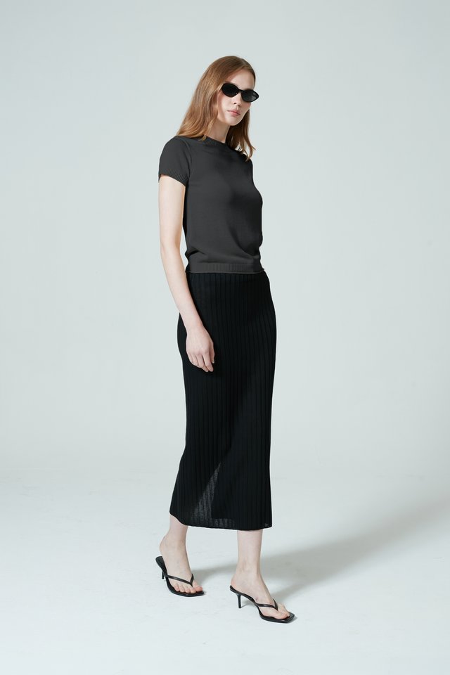 LINEN BLEND KNIT TOP