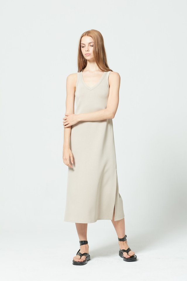 V-NECK SWEAT DRESS